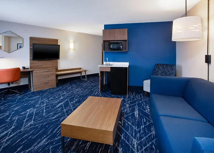Holiday Inn Express Hotel & Suites Auburn Hills By Ihg