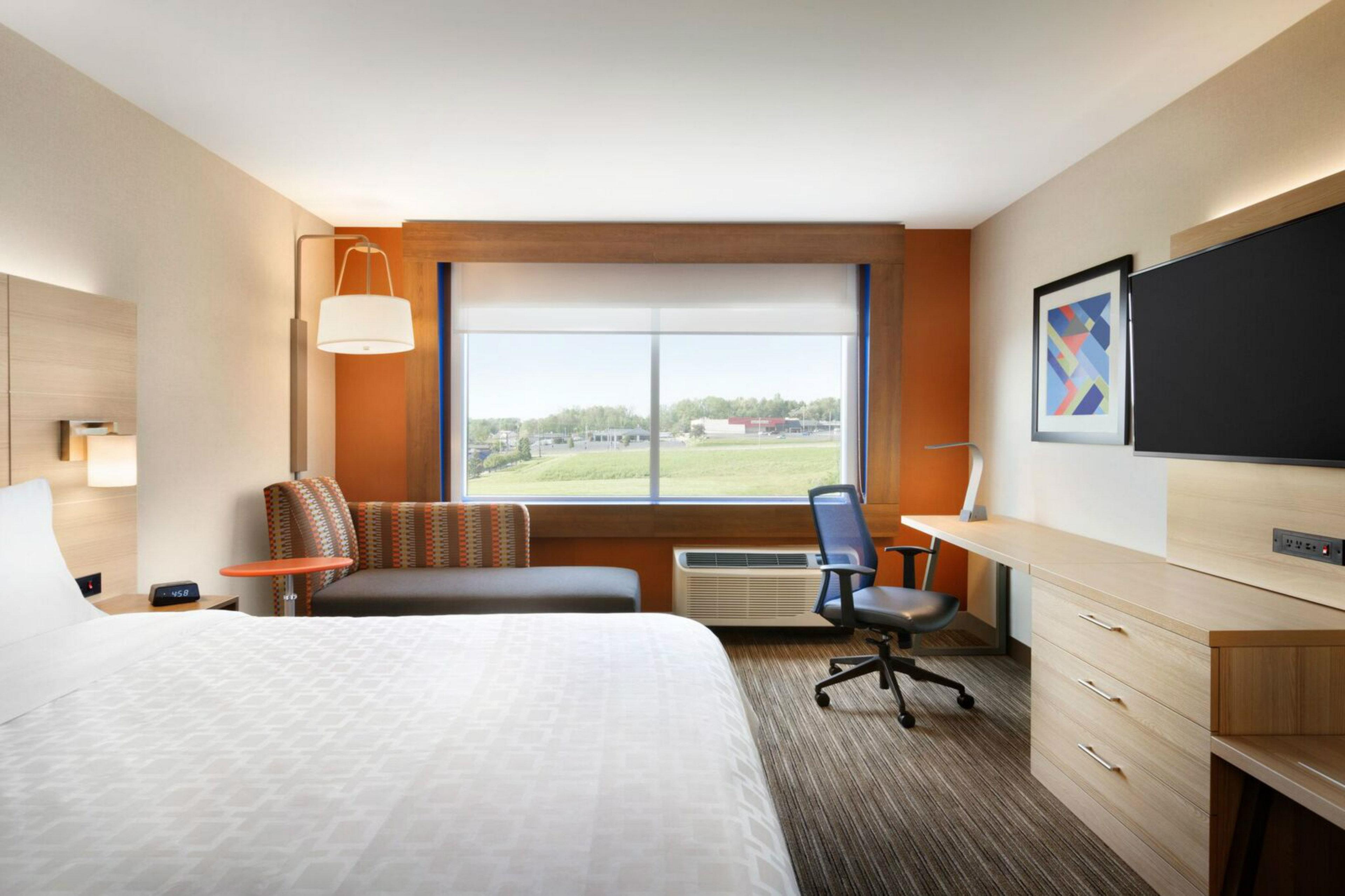 Express & By Ihg Auburn Hills
