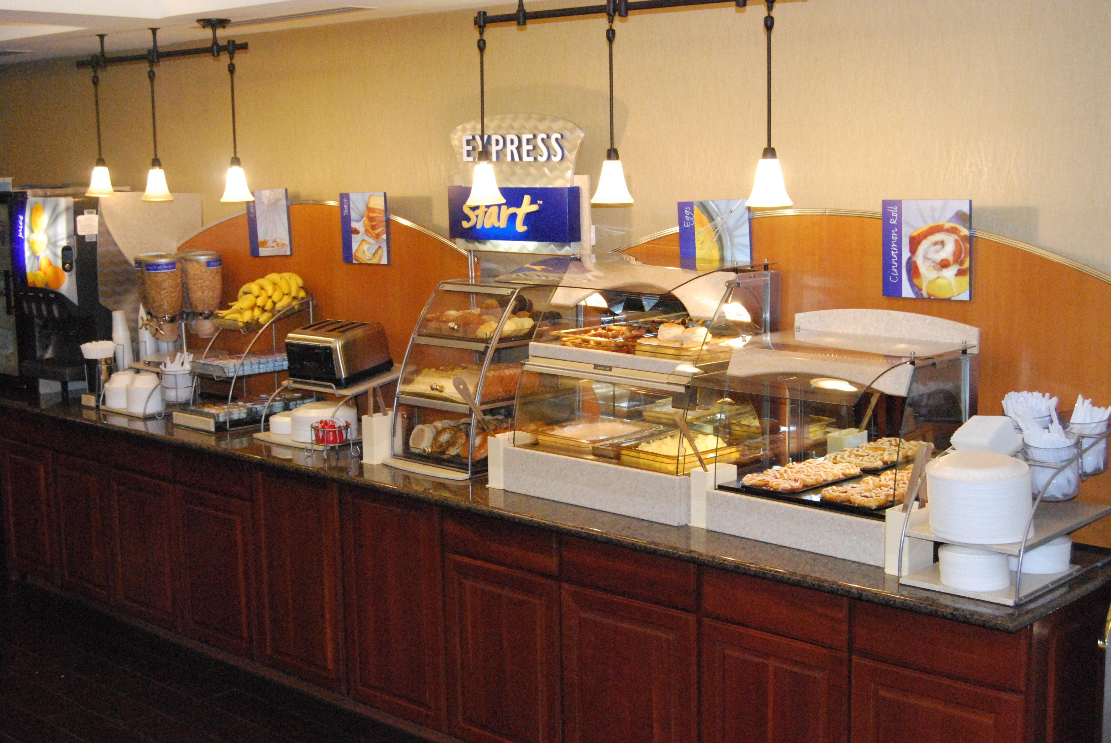 Express & By Ihg Hotel 3*