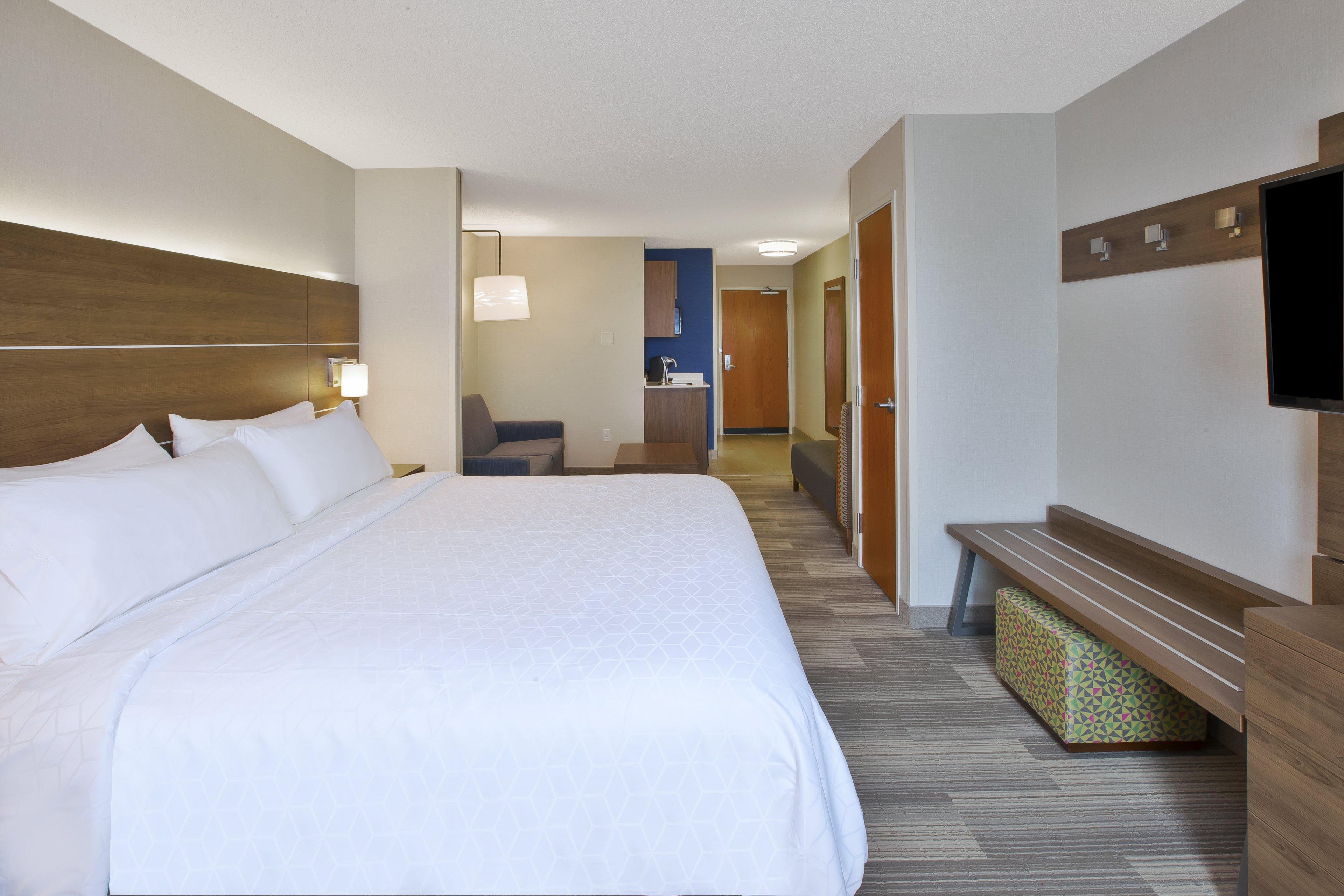 Hotel Express & By Ihg Auburn Hills