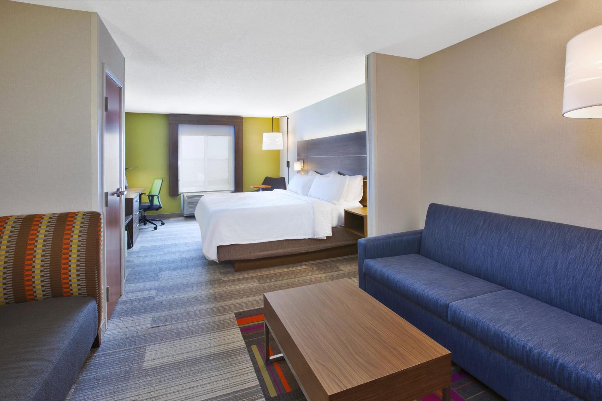Hotel Express & By Ihg