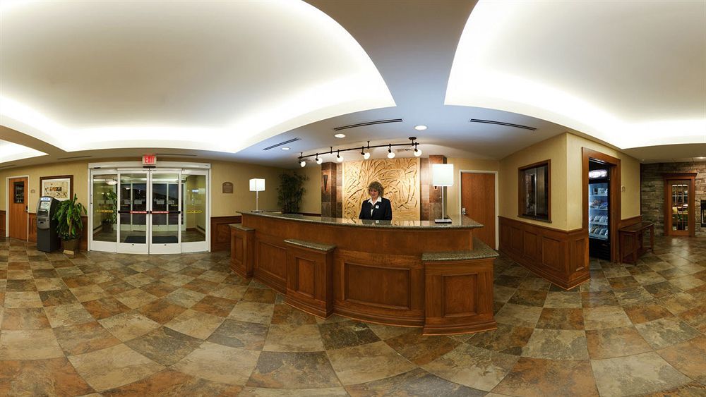 Express & By Ihg 3* Auburn Hills