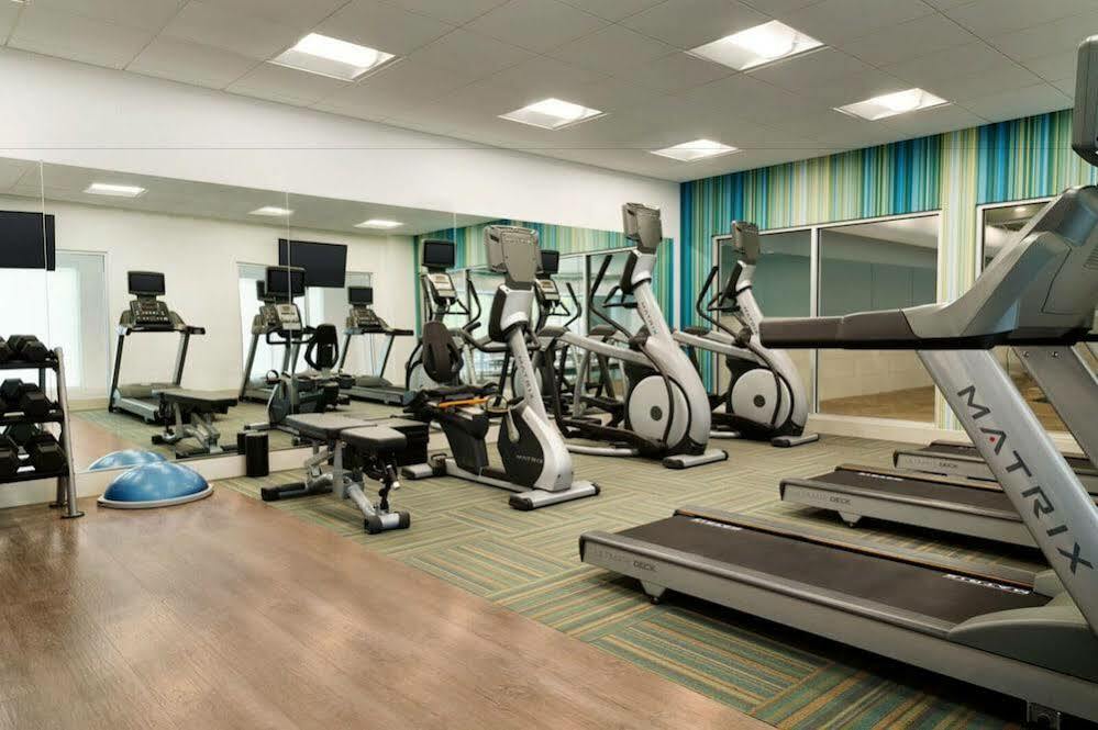 Hotel Express & By Ihg