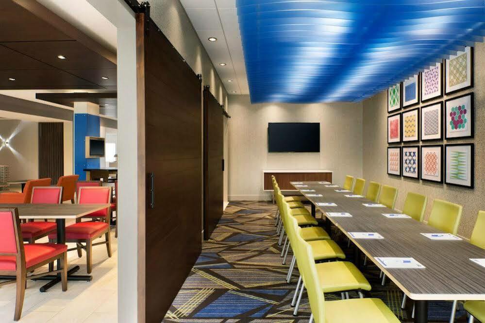 Express & By Ihg Hotel